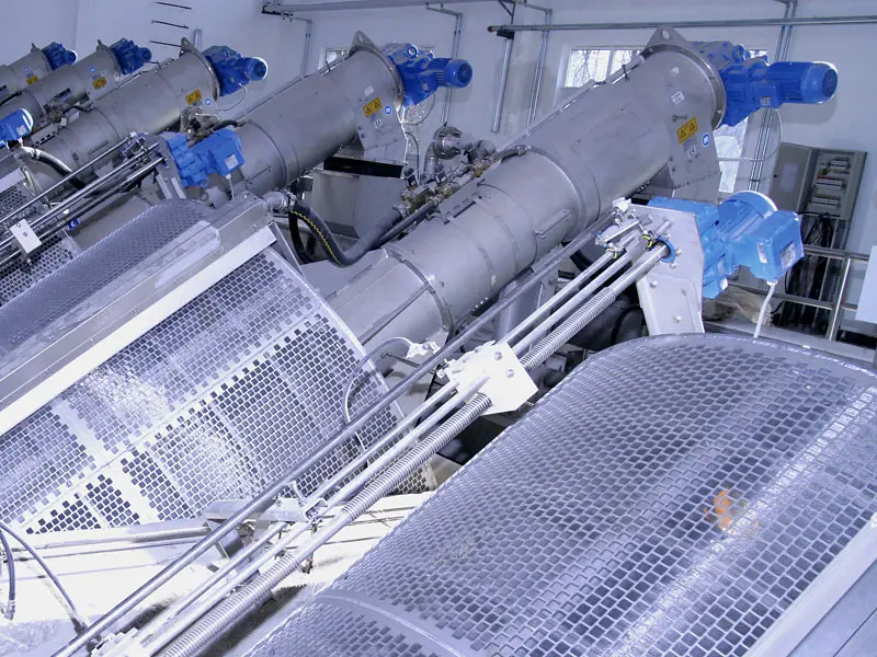 Protective Screens in Mechanical Equipment